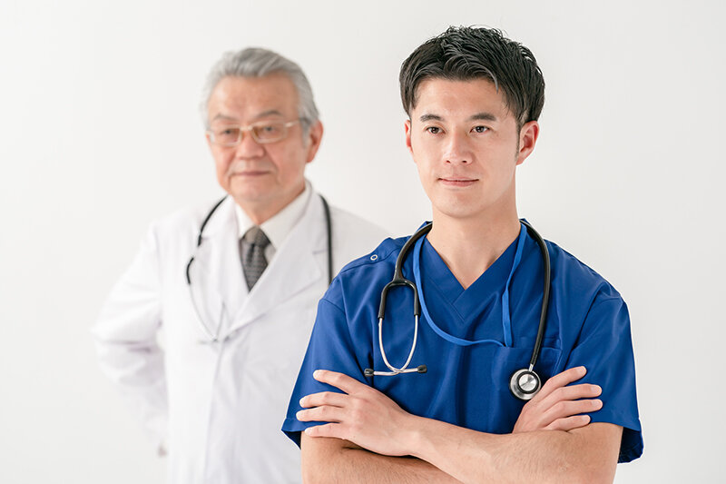 クリニックの承継開業のキモ...患者様に不便をかけない「スムーズな院長交代」の秘訣