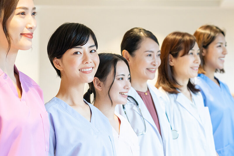 開業クリニックが押さえておくべき「雇用」と「業務委託」の境界線...正職員／短時間／副業・兼業／フリーランス等、「多様な働き方」への対応